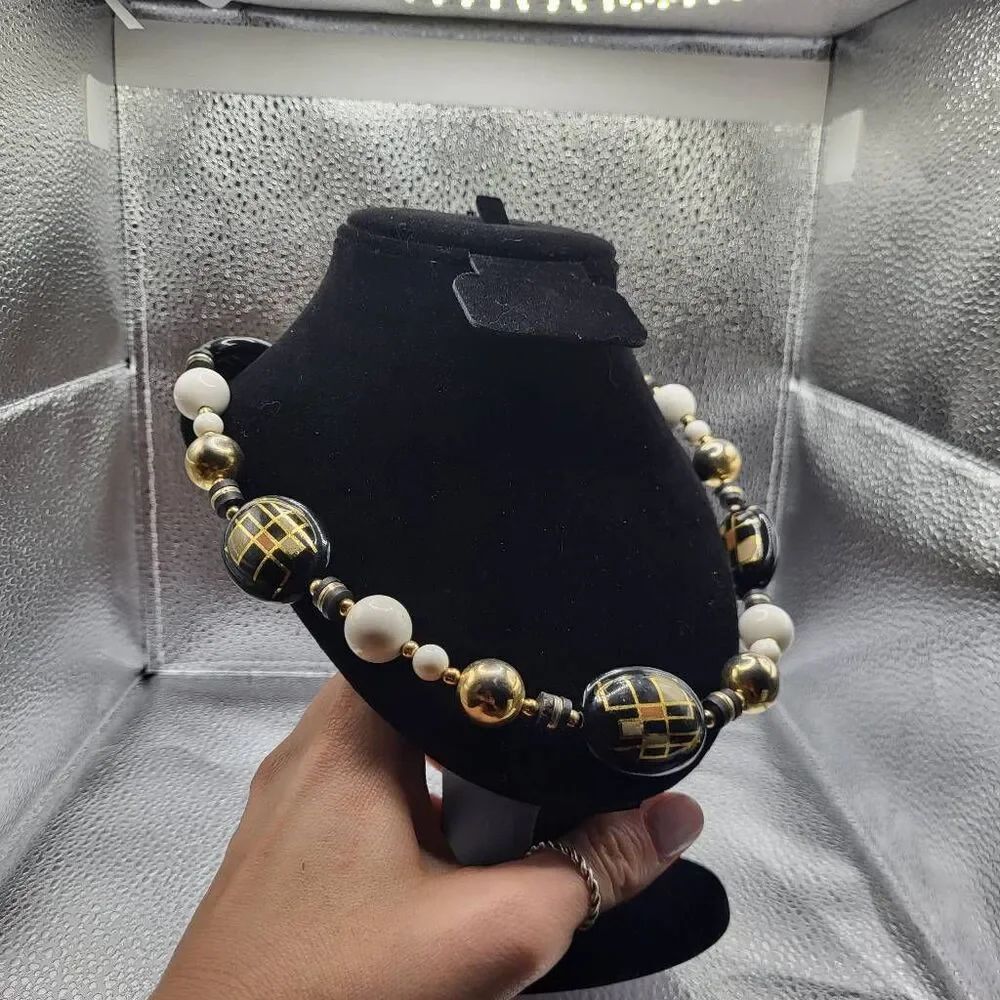Vintage 50s Chunky Long Handpainted Art Deco Long Necklace - 29"